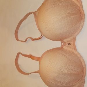 VICTORIA SECRET BY FABULOUS LINED DEMI BRA 38D